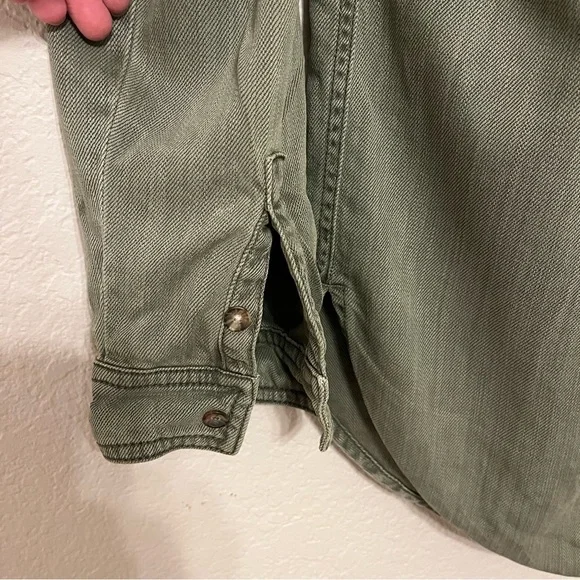 Anthropologie Olive Green and Bronze Sequin Button Down Shirt Size 8 - Picture 8 of 16